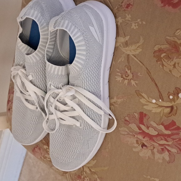 Champion Speed knit lightweight sneaker pale grey worn once EUC sz9 - Picture 4 of 7